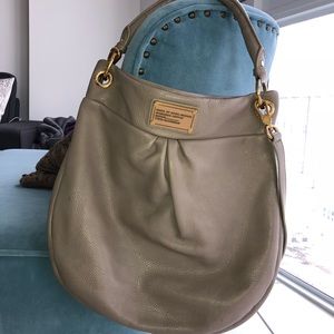 Marc Jacobs Hobo- medium size- tan